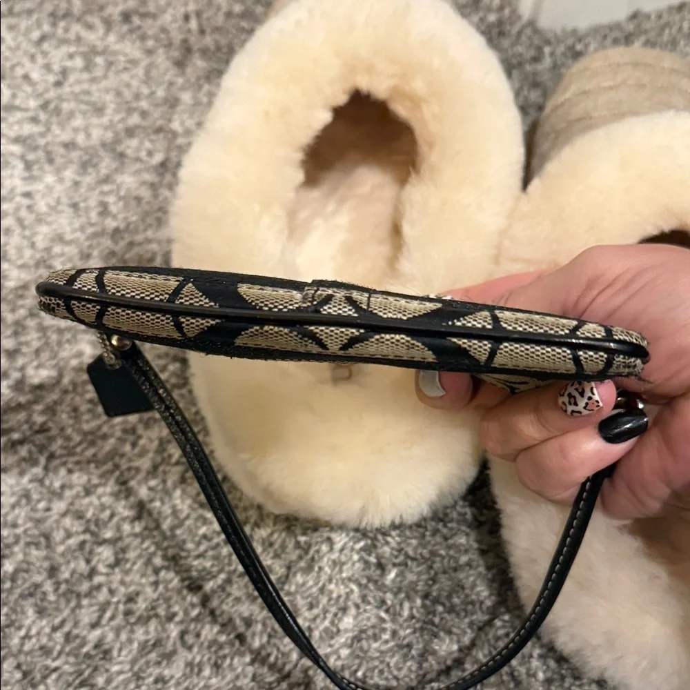 Coach elegant wristlet